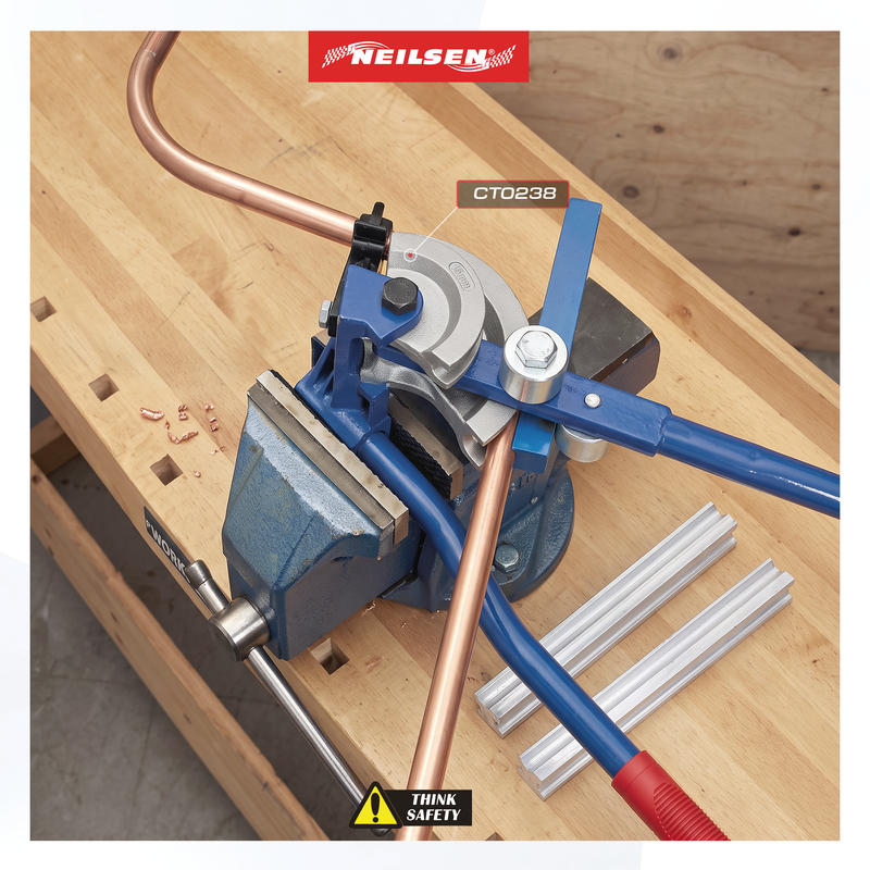 CT0238 - Pipe Bender 15mm and 22mm
