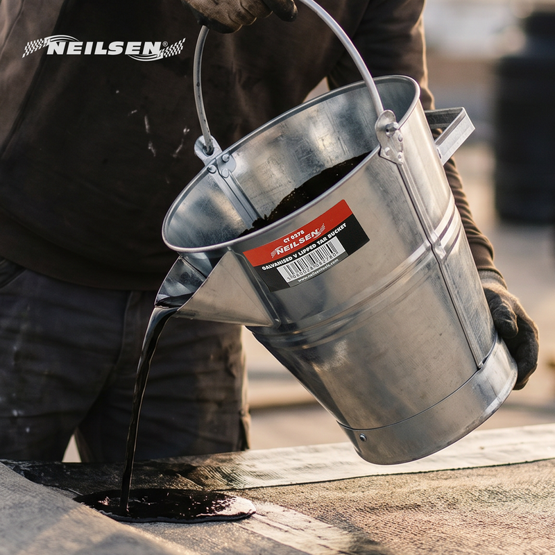 CT0278 - Galvanised V Lipped Tar Bucket New Improved Model