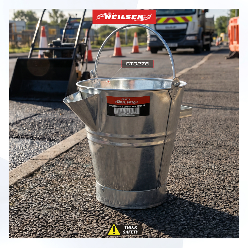 CT0278 - Galvanised V Lipped Tar Bucket New Improved Model