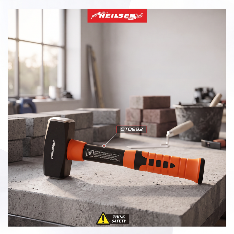 CT0282 - 2kg Club Hammer