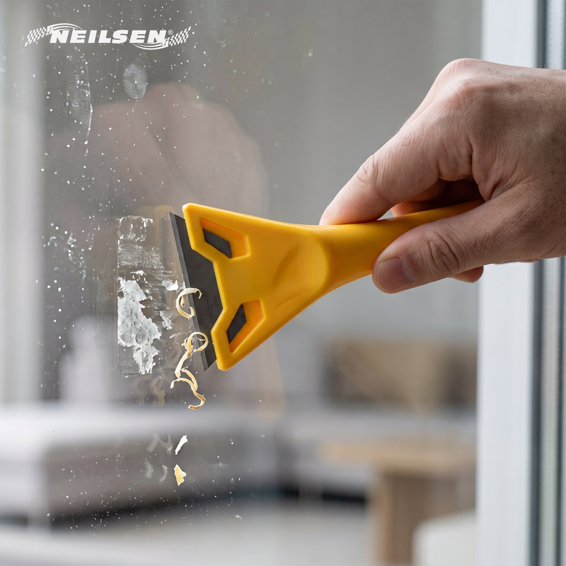 CT3488 - Plastic Window Scraper