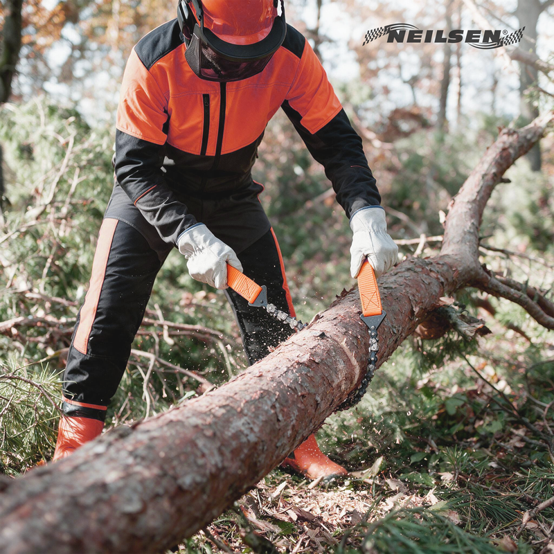 CT6928 - 33 Tooth Pocket Chainsaw with Paracord Handle