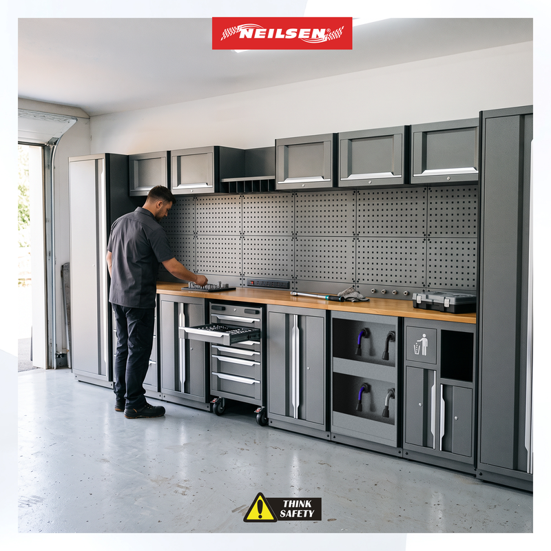 CT6944 - 42pc Workshop Storage System  With Wooden Worktop