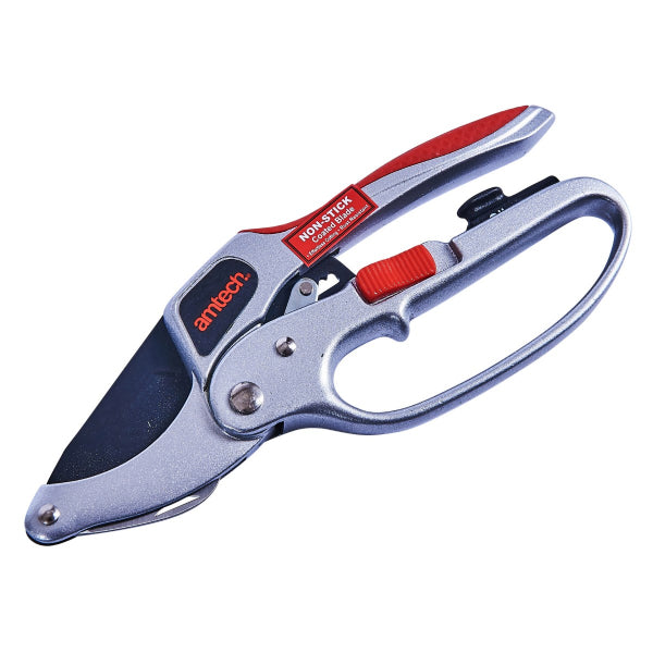 U0485 - Deluxe Ratchet Pruner